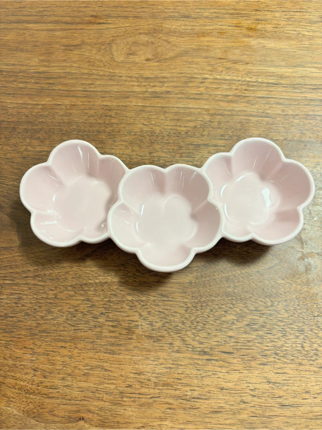 花型 3連小鉢 4点セット 淡いピンクの写真2枚目
