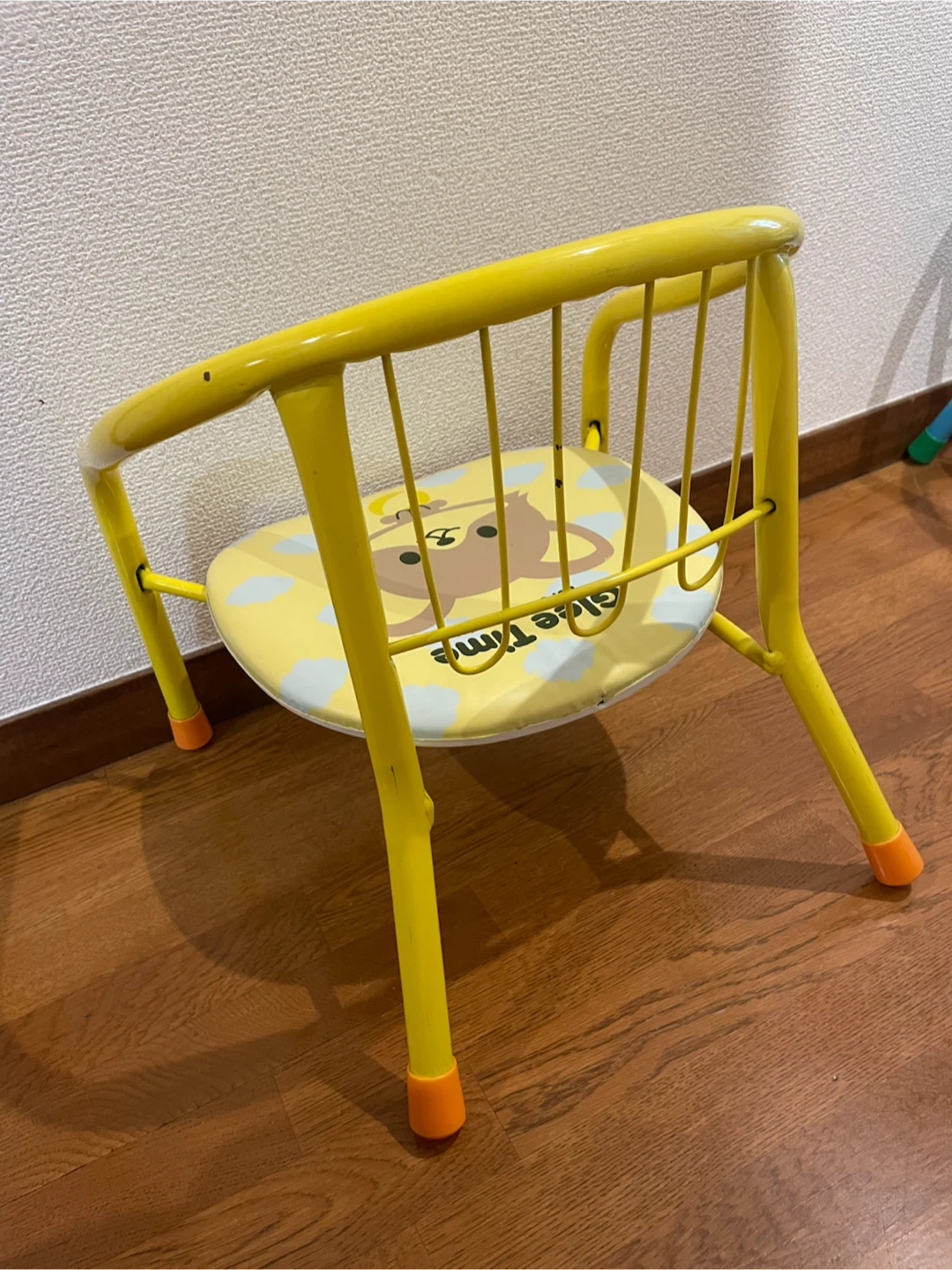 キッズ用パイプチェア イエローの写真2枚目