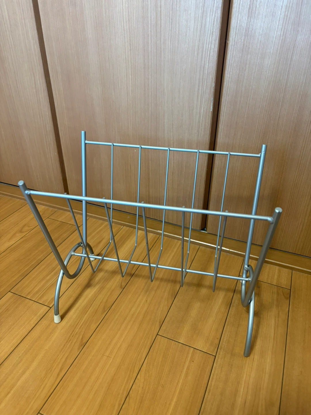 マガジンラック シルバー シンプル