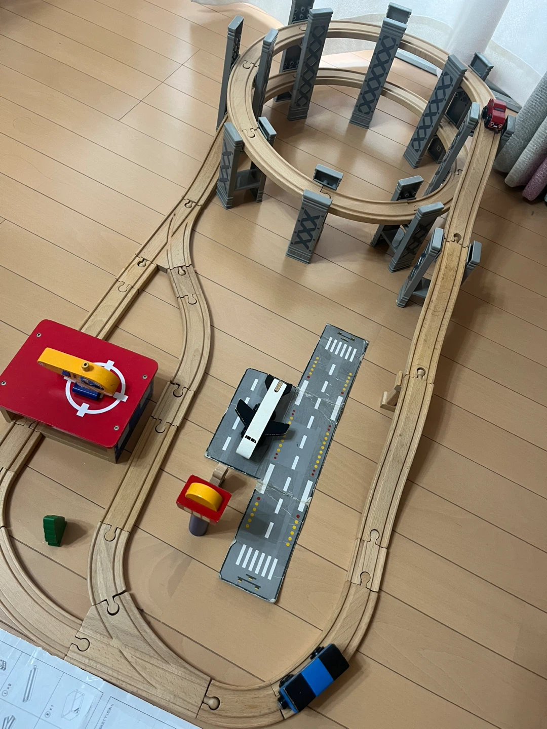 イマジナリウム スパイラルトレインセット 木製の写真2枚目