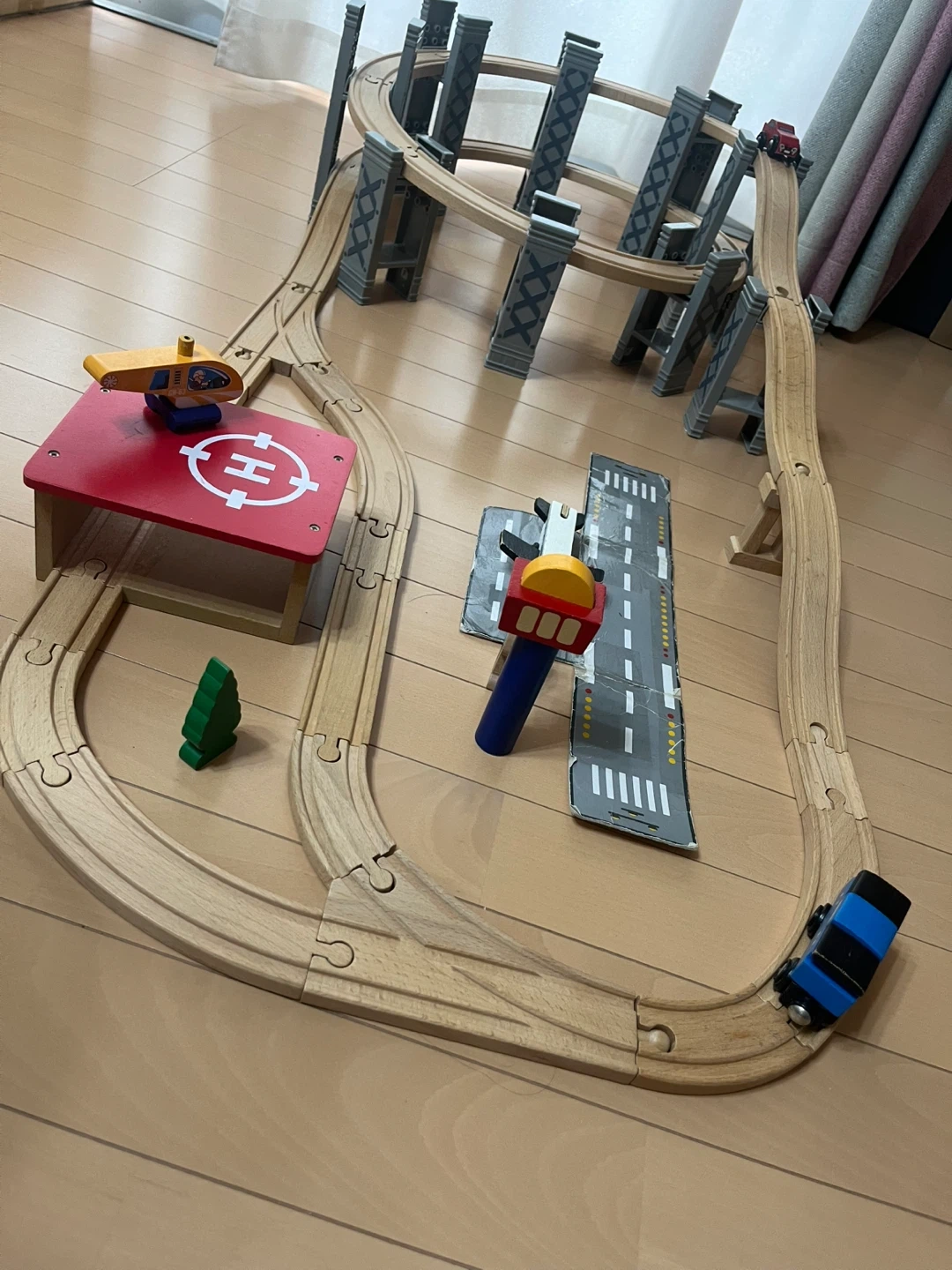 イマジナリウム スパイラルトレインセット 木製の写真5枚目