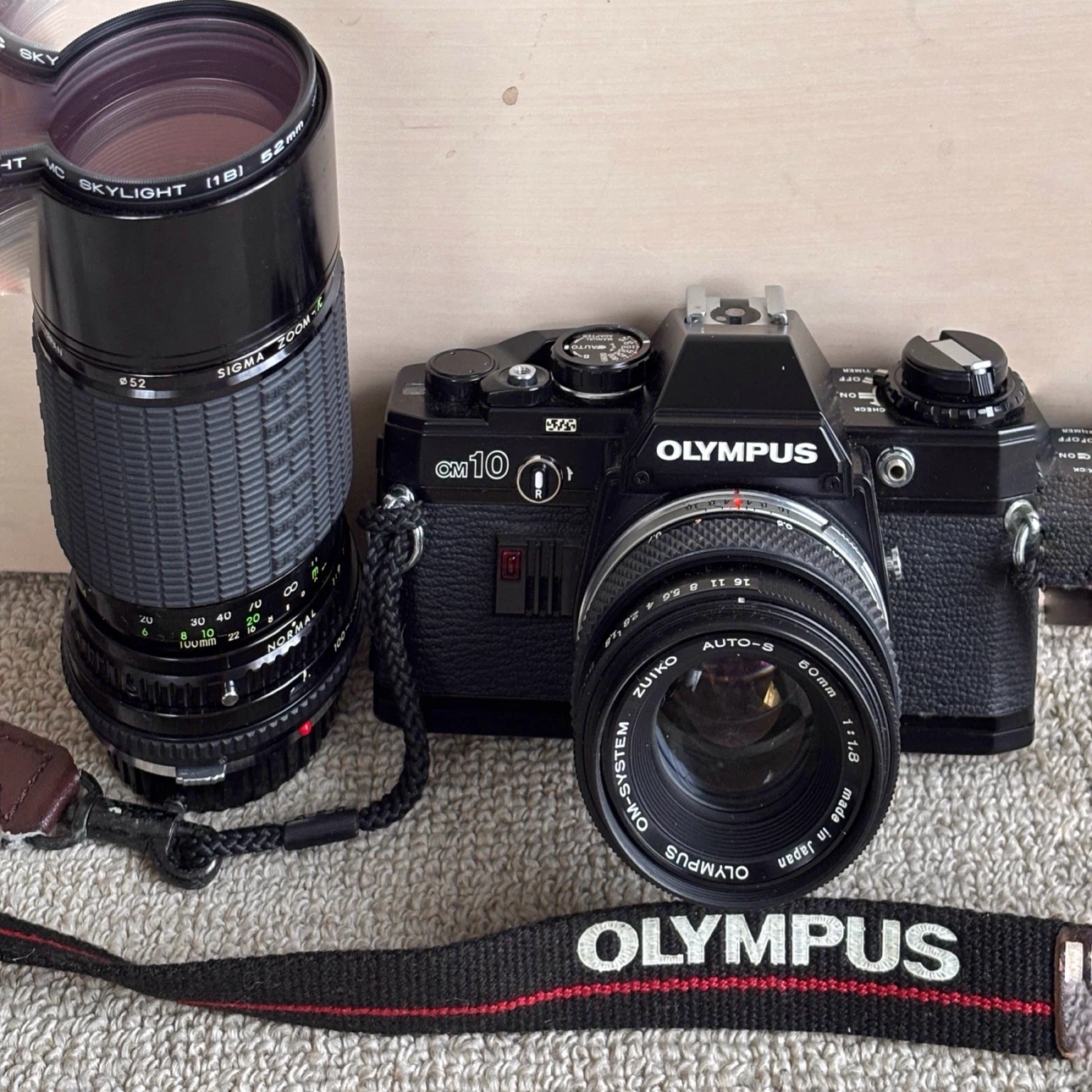 OLYMPUS OM10 フィルム一眼レフカメラ + SIGMA ZOOM 100-200mmの写真2枚目