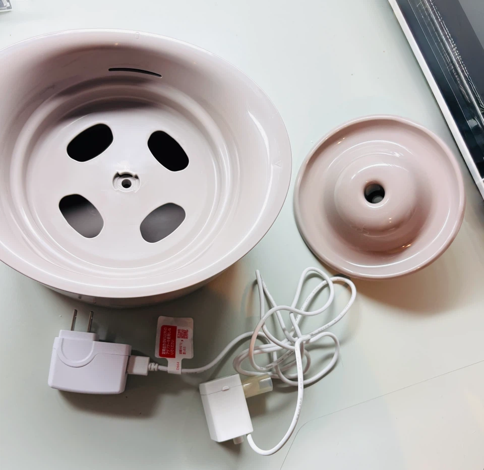 猫用 給水器 | ピュアクリスタル 1.5L 給水器の写真3枚目