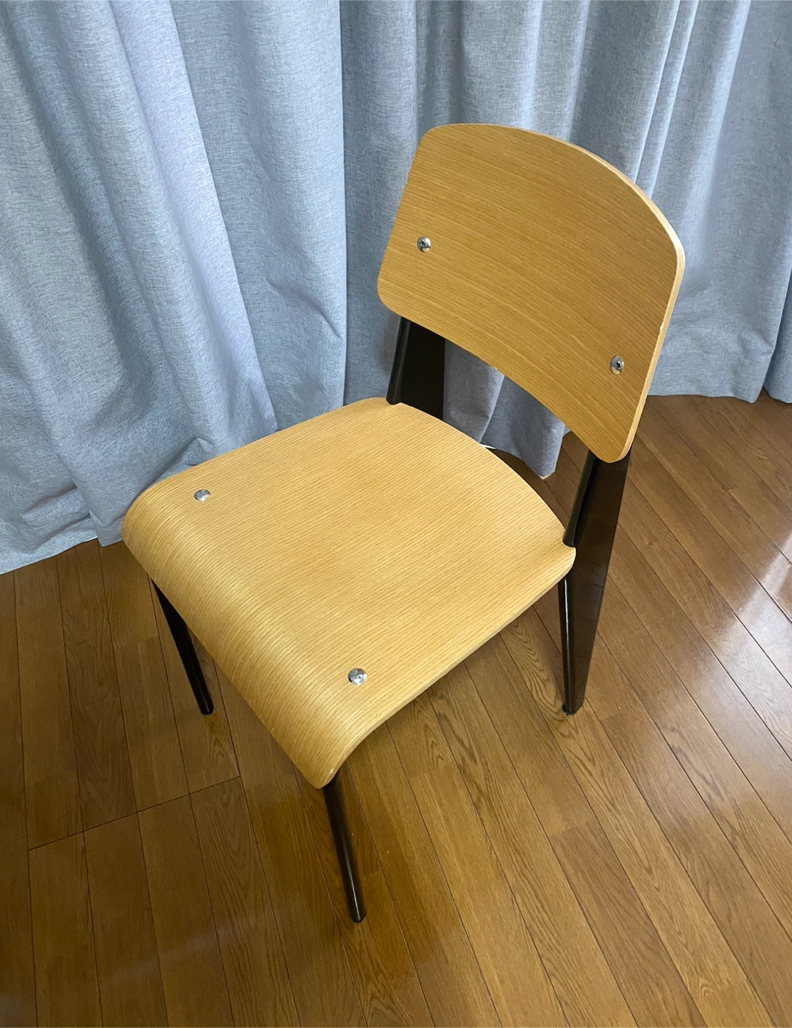 スタンダードチェア 木製ダイニングチェア