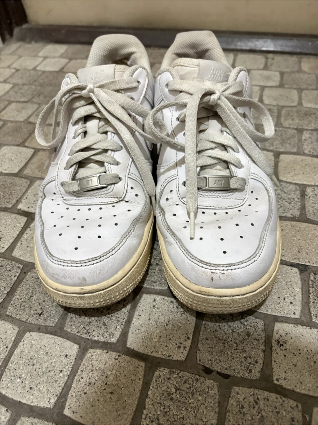 ⚠️10/12まで ナイキ エアフォース1 ホワイトの写真4枚目