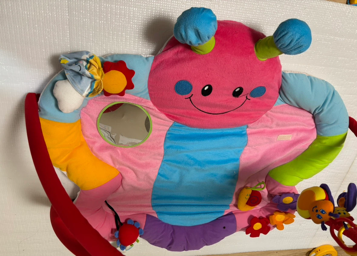 ベビージム プレイマット 蝶々モチーフ