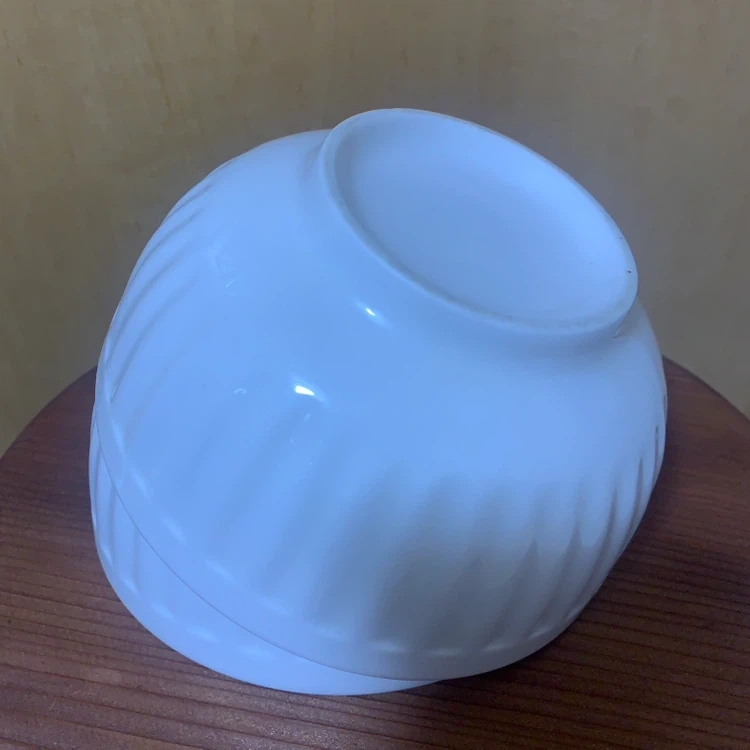 ホワイト 磁器 ボウル 2個の写真2枚目