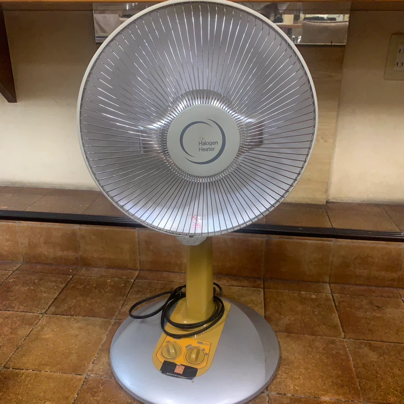 ハロゲンヒーター スタンド型