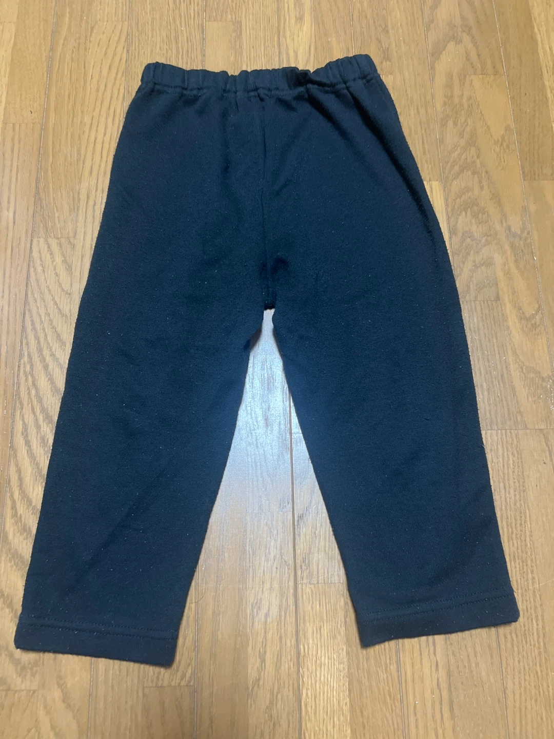 黒色パンツ 100cm