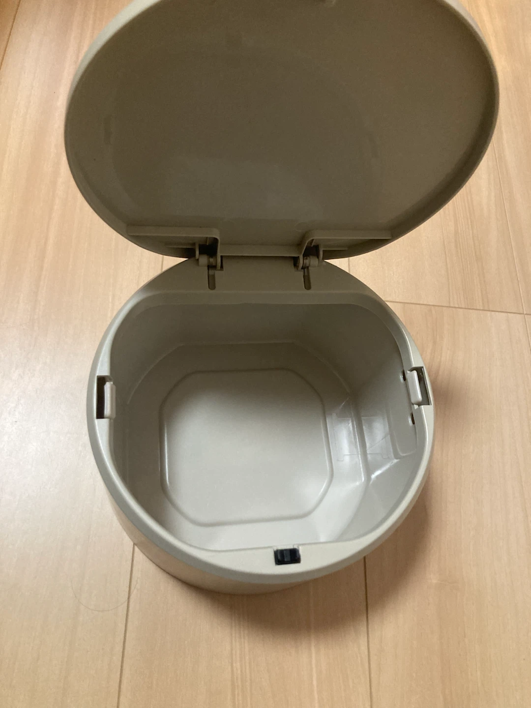 ideaco ゴミ箱　2.2Lの写真3枚目