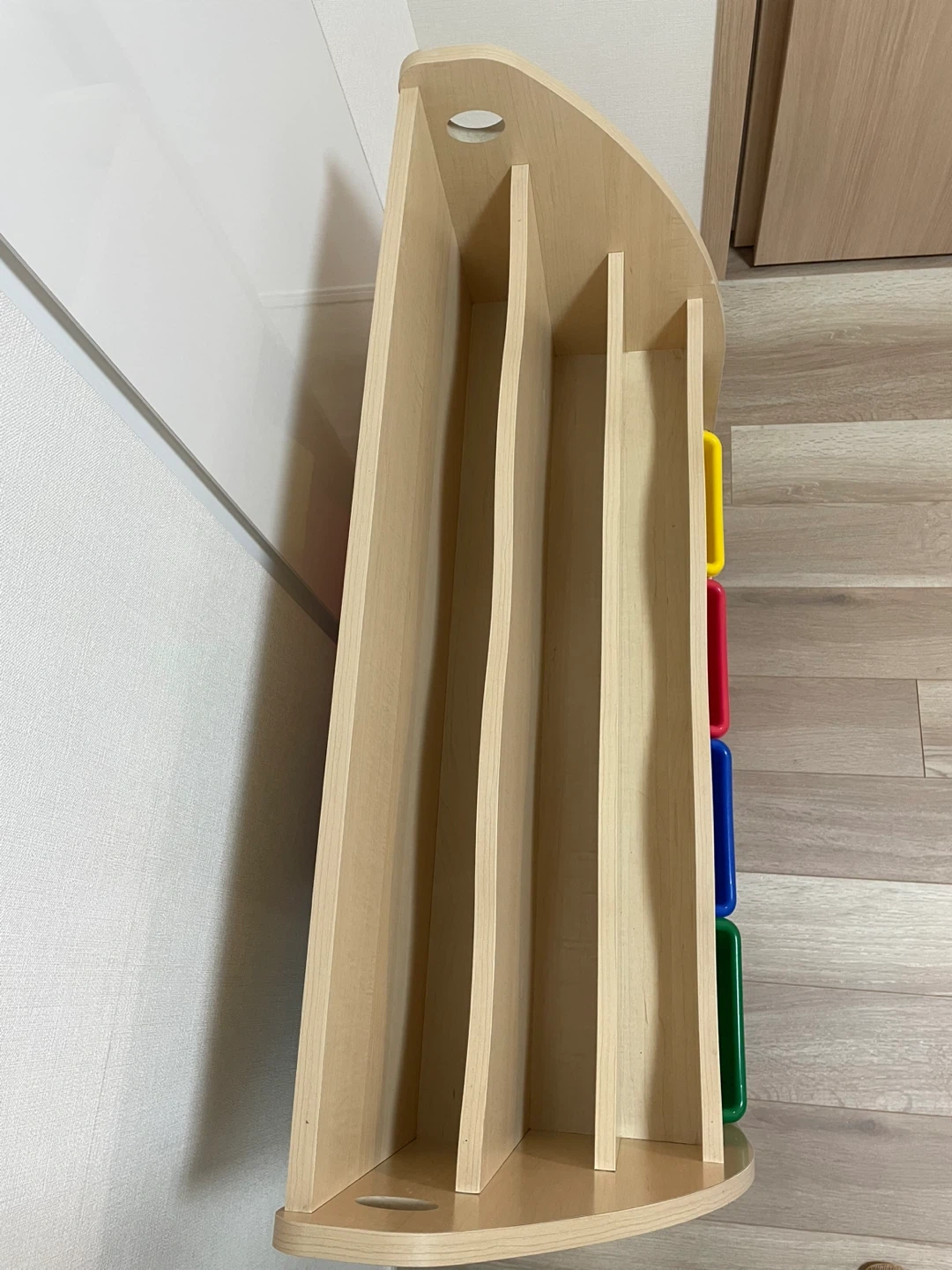 子供用おもちゃ収納棚 本棚の写真3枚目