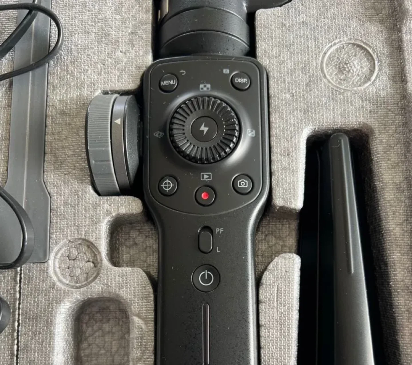 【ジンバル】ZHIYUN SMOOTH 4 スマートフォン　プロ仕様　3軸電動スタビライザーの写真2枚目