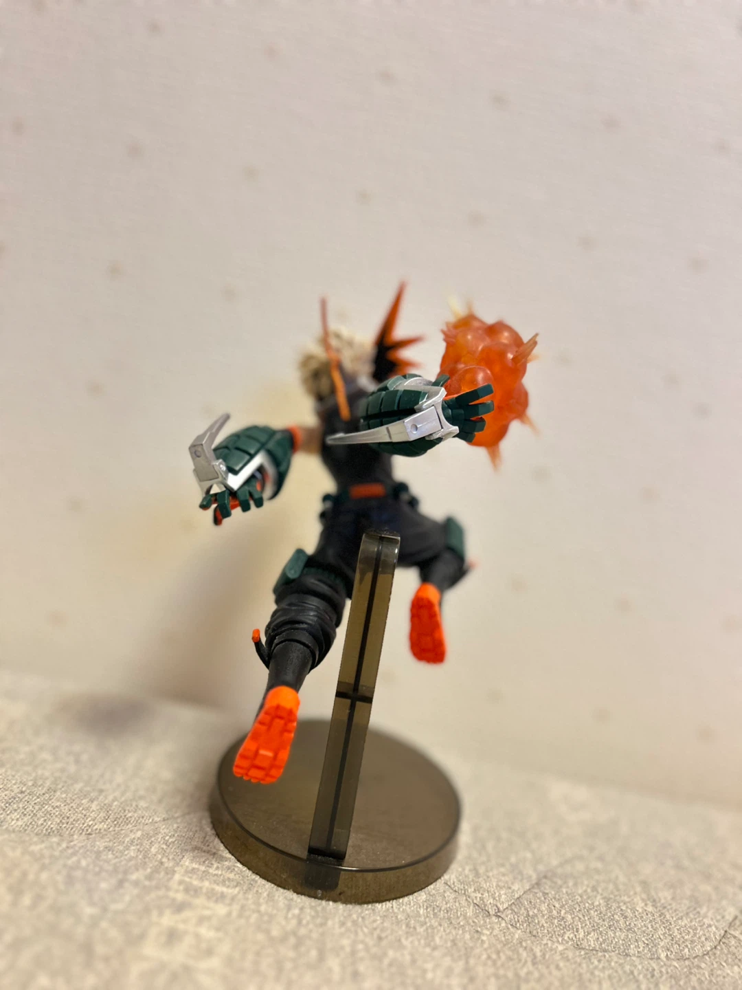 僕のヒーローアカデミア 爆豪勝己 フィギュアの写真3枚目