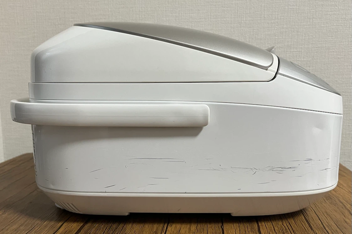 パナソニック 炊飯器 SR-HC105 5合炊の写真4枚目
