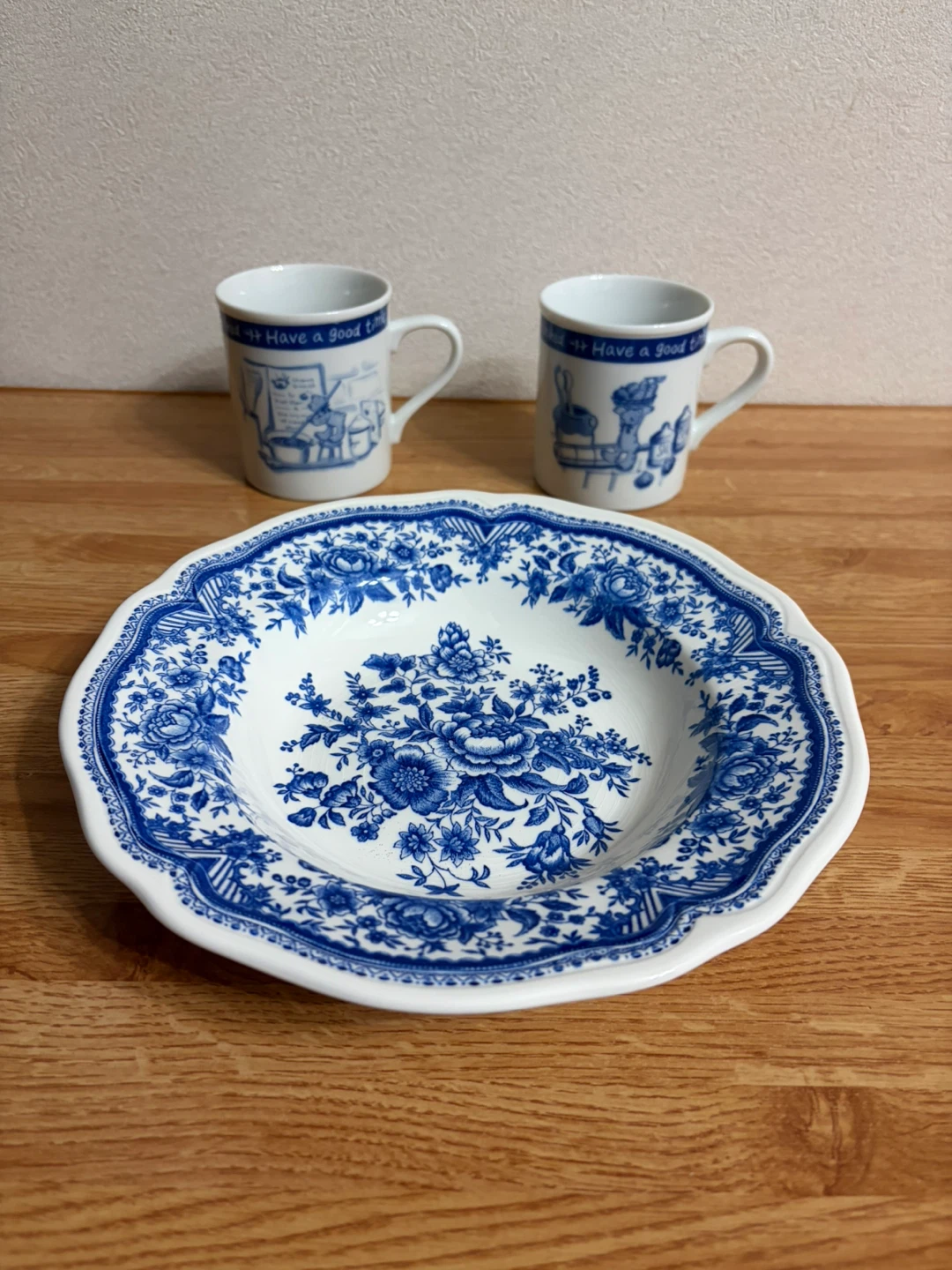 ⭐︎新品⭐︎ニッコー 食器セット マグカップ ×2プレート×5の写真2枚目