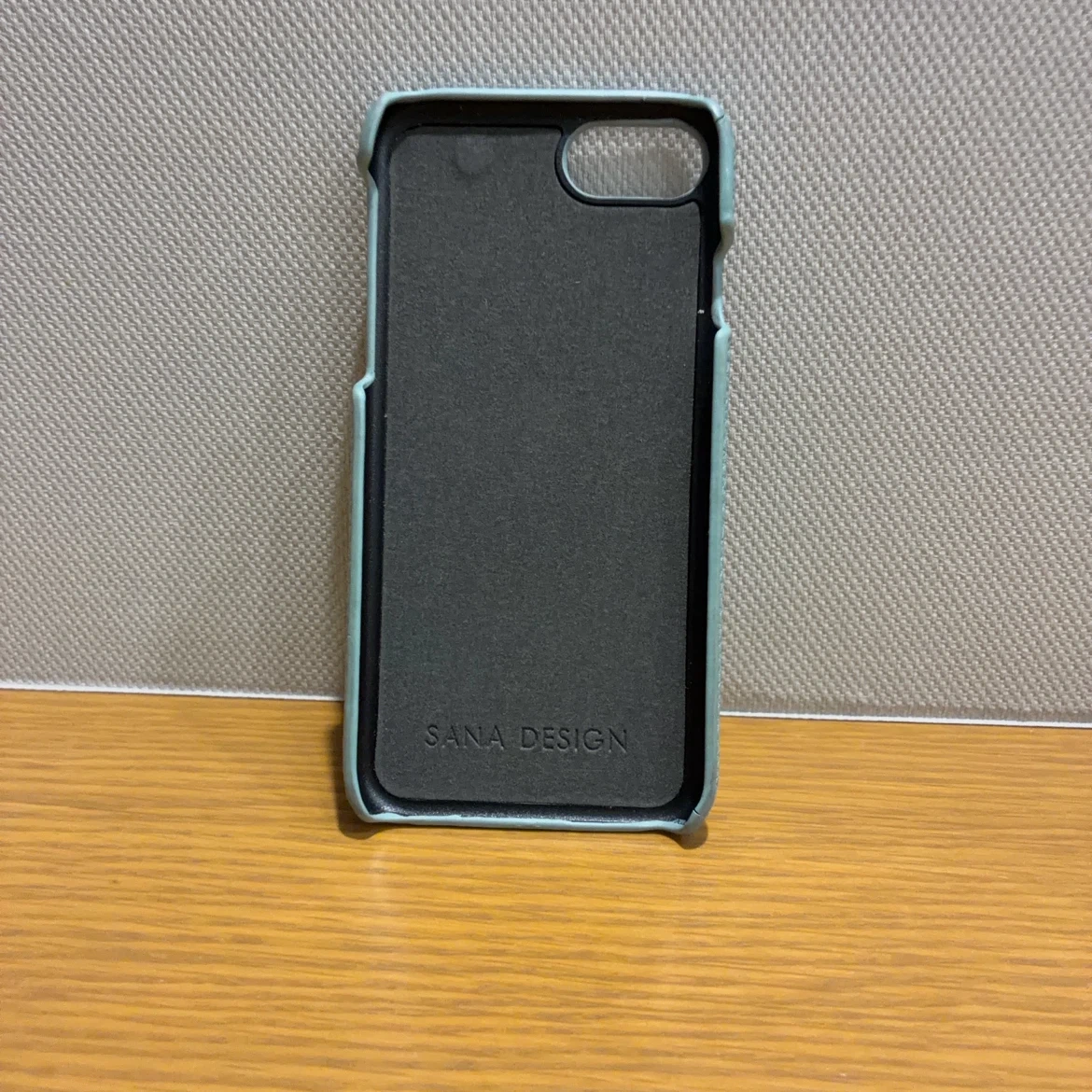 サナデザイン スマホケース ライトブルーの写真2枚目