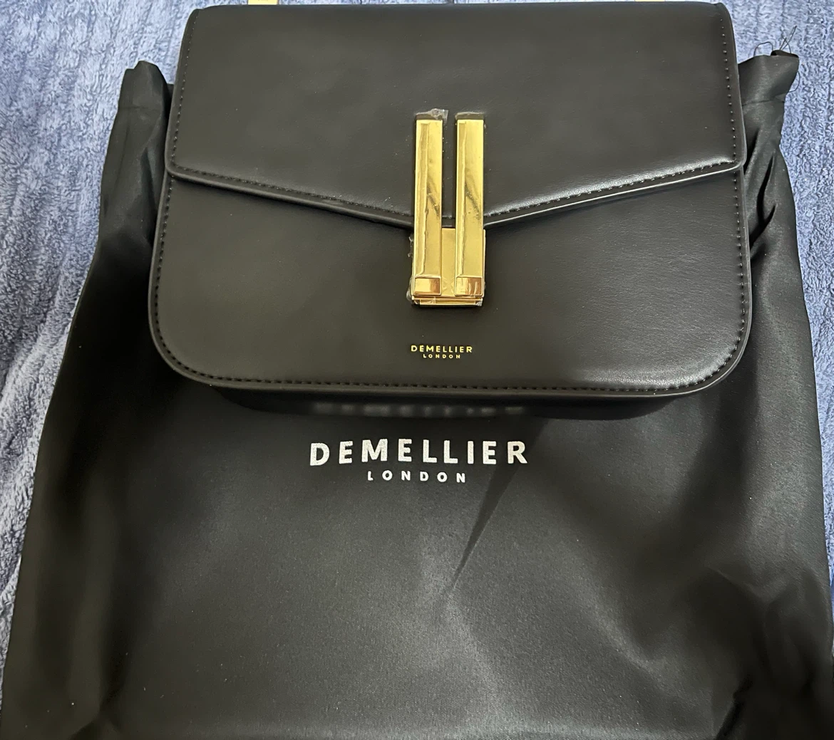 【新品未使用】DEMELLIER ショルダーバッグ ロンドン ブラック 本革の写真5枚目