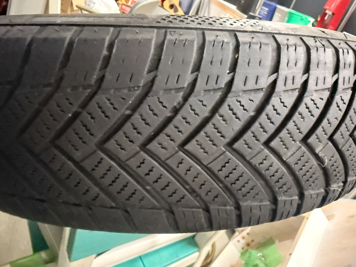 ミネルバ オールシーズンタイヤ 155/80R13 79Tの写真5枚目