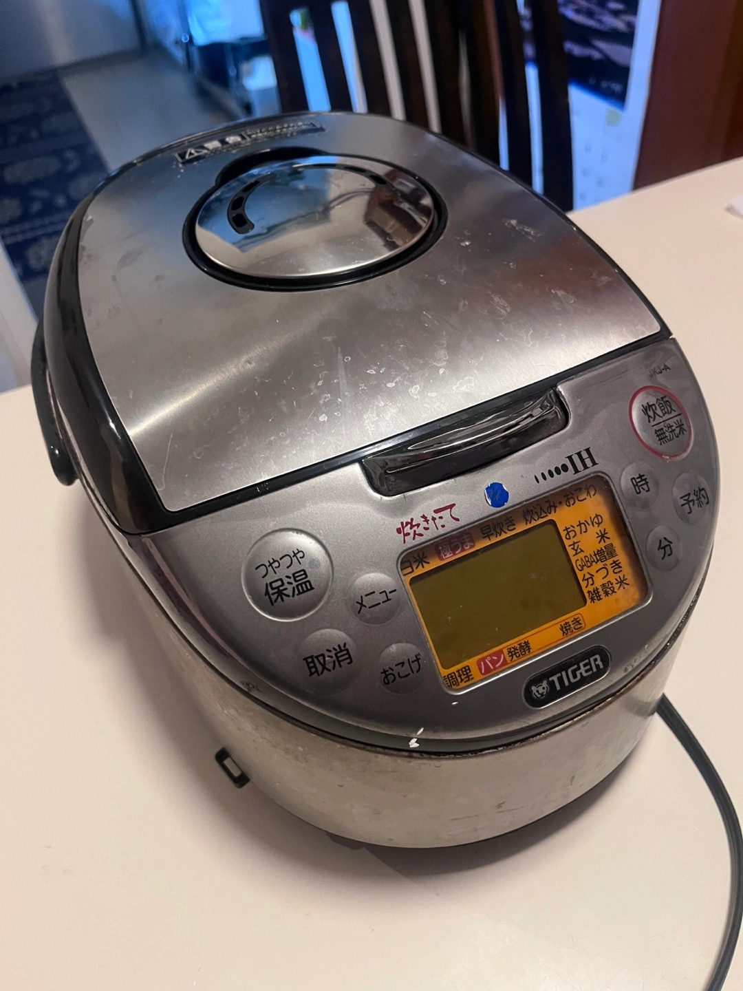 タイガー IH炊飯ジャー 5.5合炊き JKJ-A100 シルバー 2009年製
