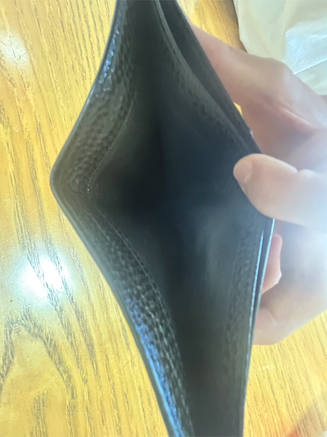 Saint Laurent（サンローラン）二つ折り財布 黒定価90000円！の写真6枚目
