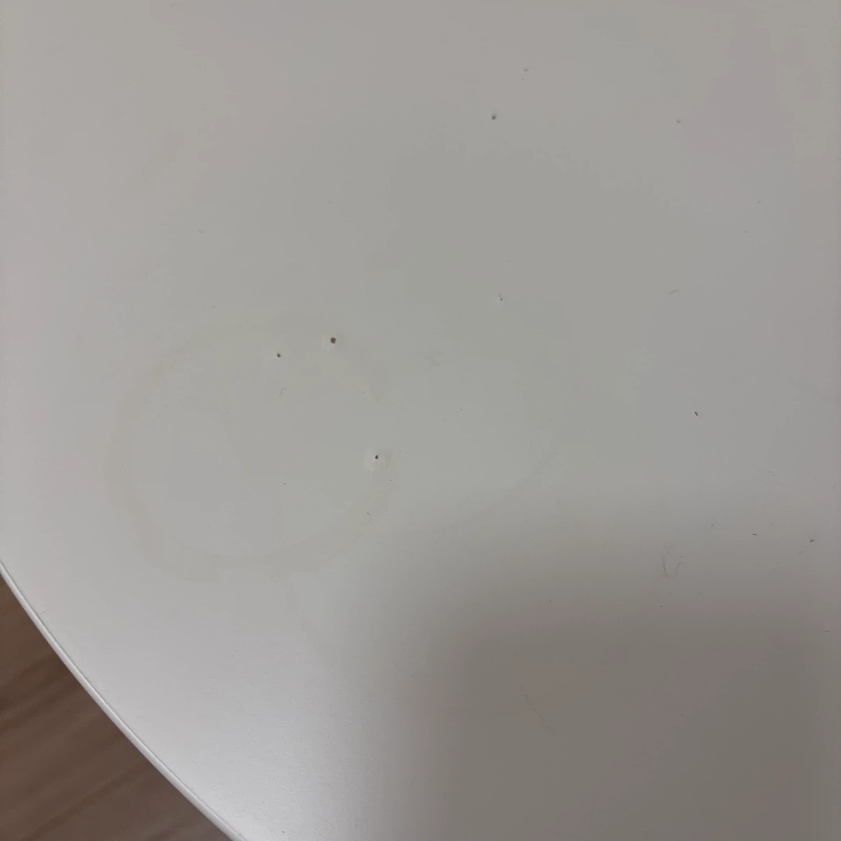 イケア クヴィストブロー テーブル 収納 ホワイトの写真2枚目