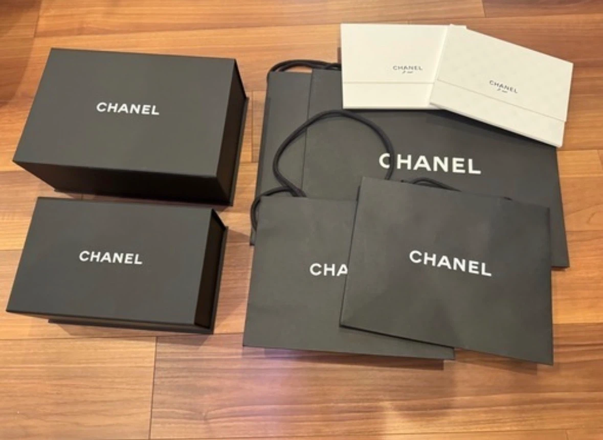 CHANEL マグネット　空箱×2  ショッパーセット