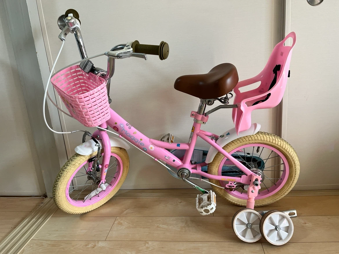 Pink kids bicycle, 14 inch.