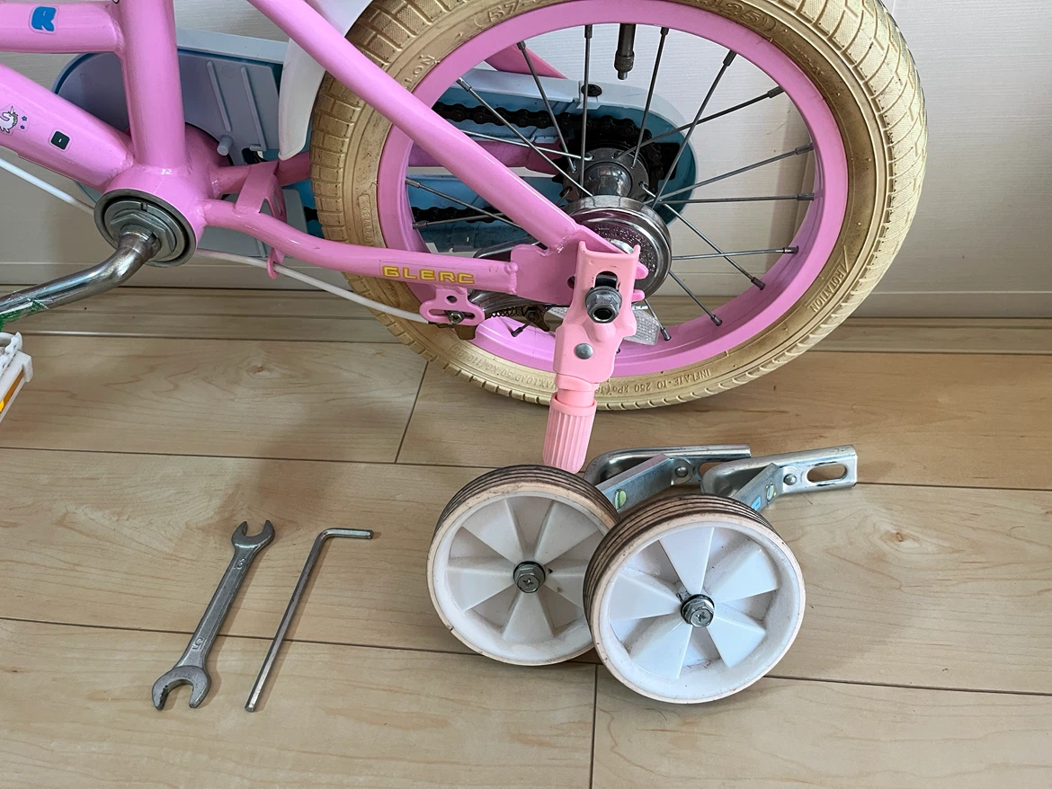 Pink kids bicycle, 14 inch.の写真4枚目