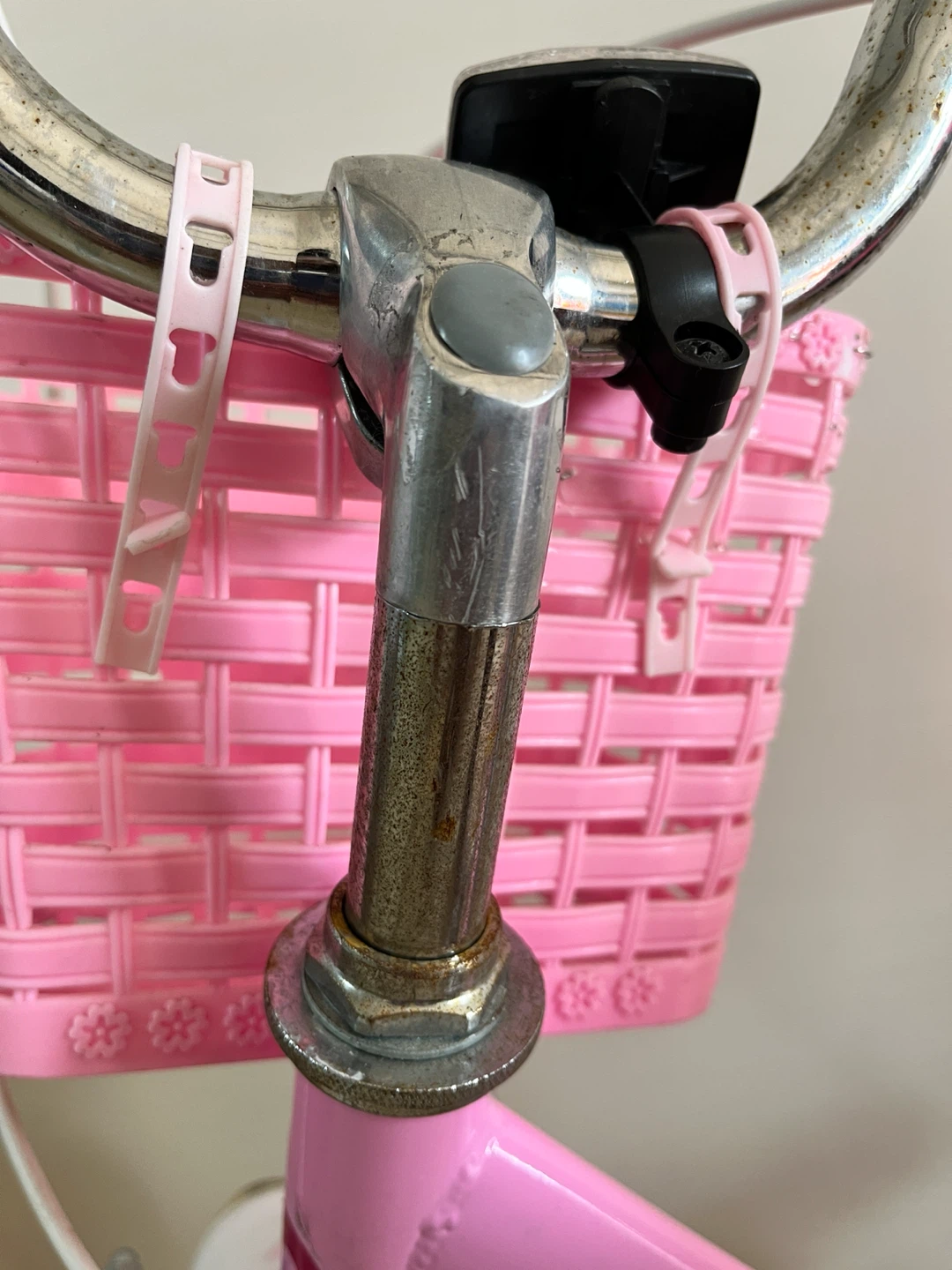 Pink kids bicycle, 14 inch.の写真6枚目