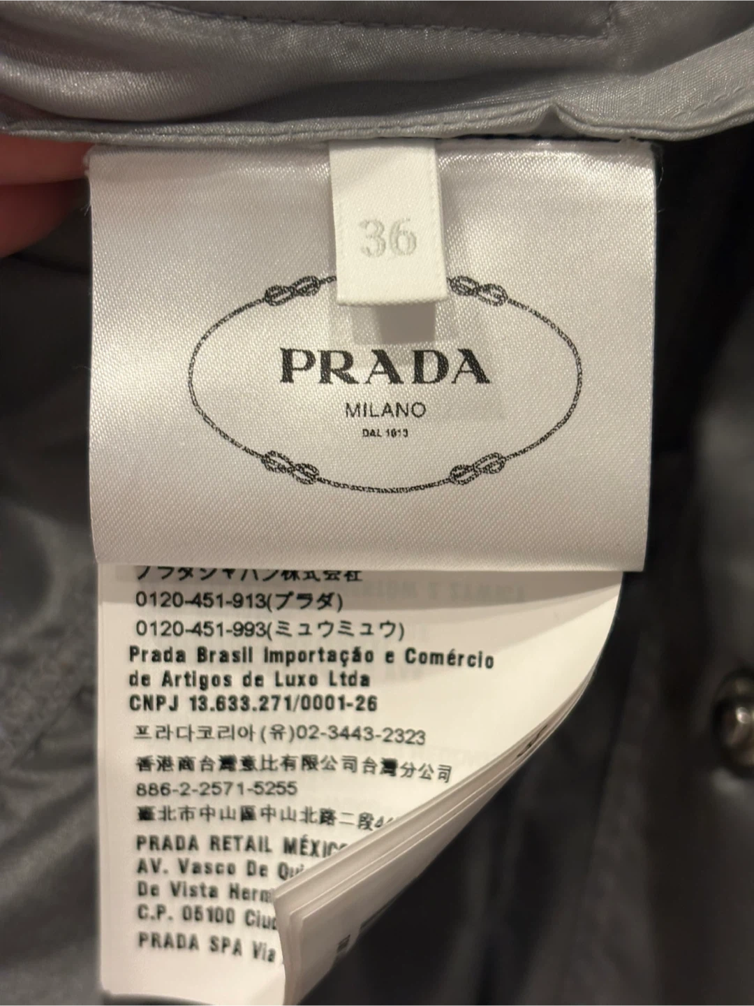 9月30日まで【極美品】PRADA プラダ ナイロンコート ロングコート フード付 36の写真6枚目