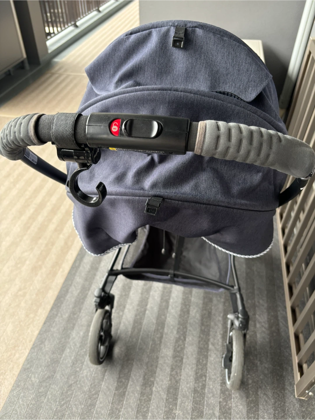 ピジョン ランフィ RA9 ベビーカー BASISの写真2枚目