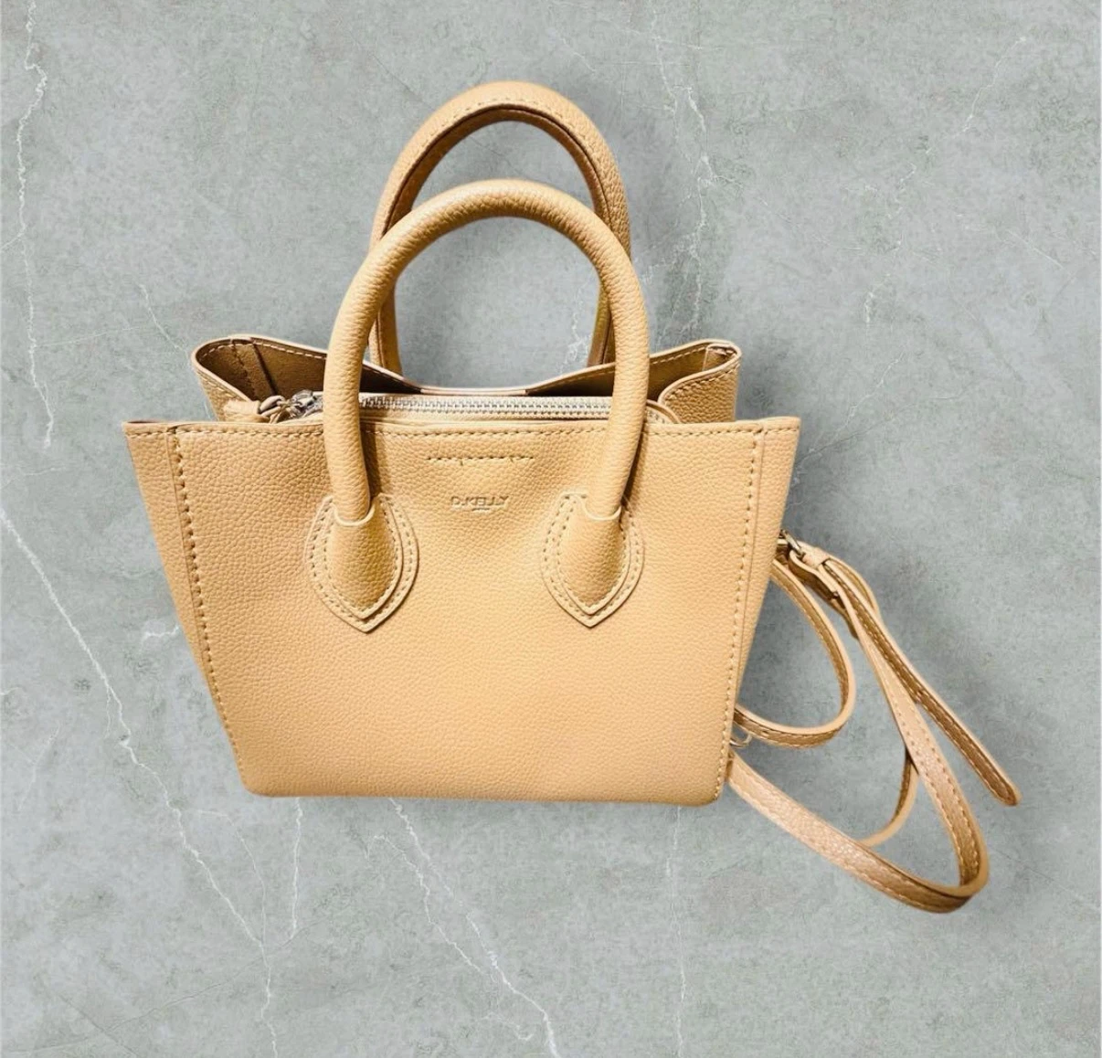 【美品】ショルダーバッグ