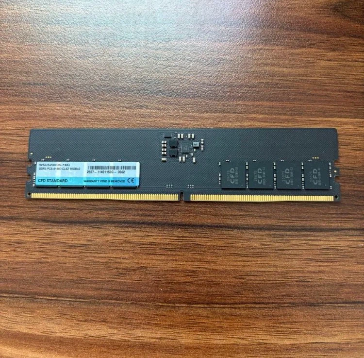 CFD STANDARD デスクトップ用メモリ DDR5-5200 16GB W5U5200CS-16G 1枚