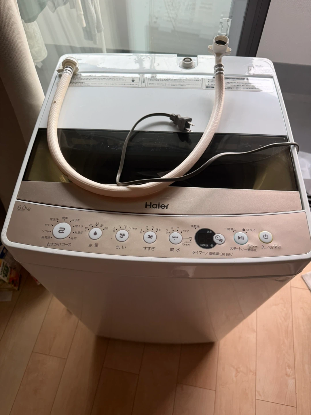 ハイアール 全自動洗濯機 JW-C60C 6.0kg 2019年製の写真2枚目