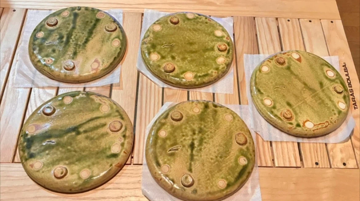 織部　和食器 陶器 プレート 5枚セット 器の上の食材や小物はイメージです。の写真3枚目