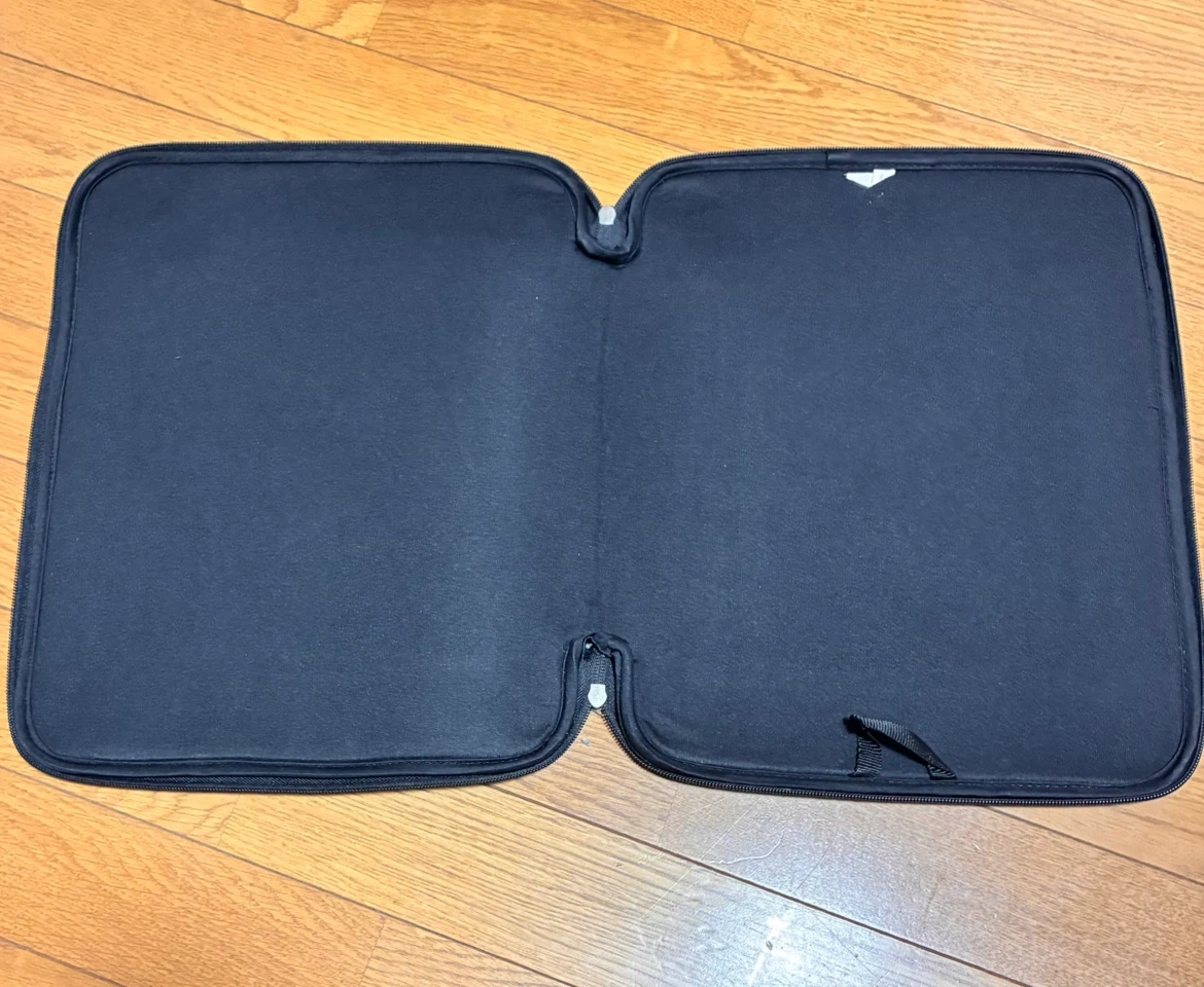 ノートパソコンケース ブルー 汎用の写真3枚目