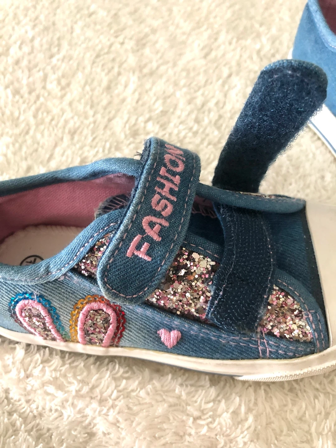 ✨👧キッズ スニーカー デニム ラメ 18.5cm🌟✨の写真4枚目