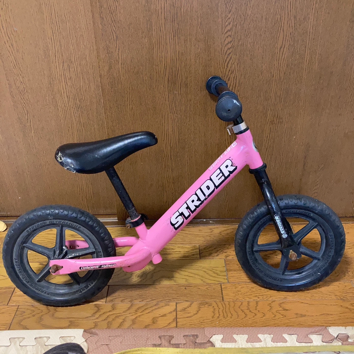 ストライダー ST-4 ピンクの写真2枚目