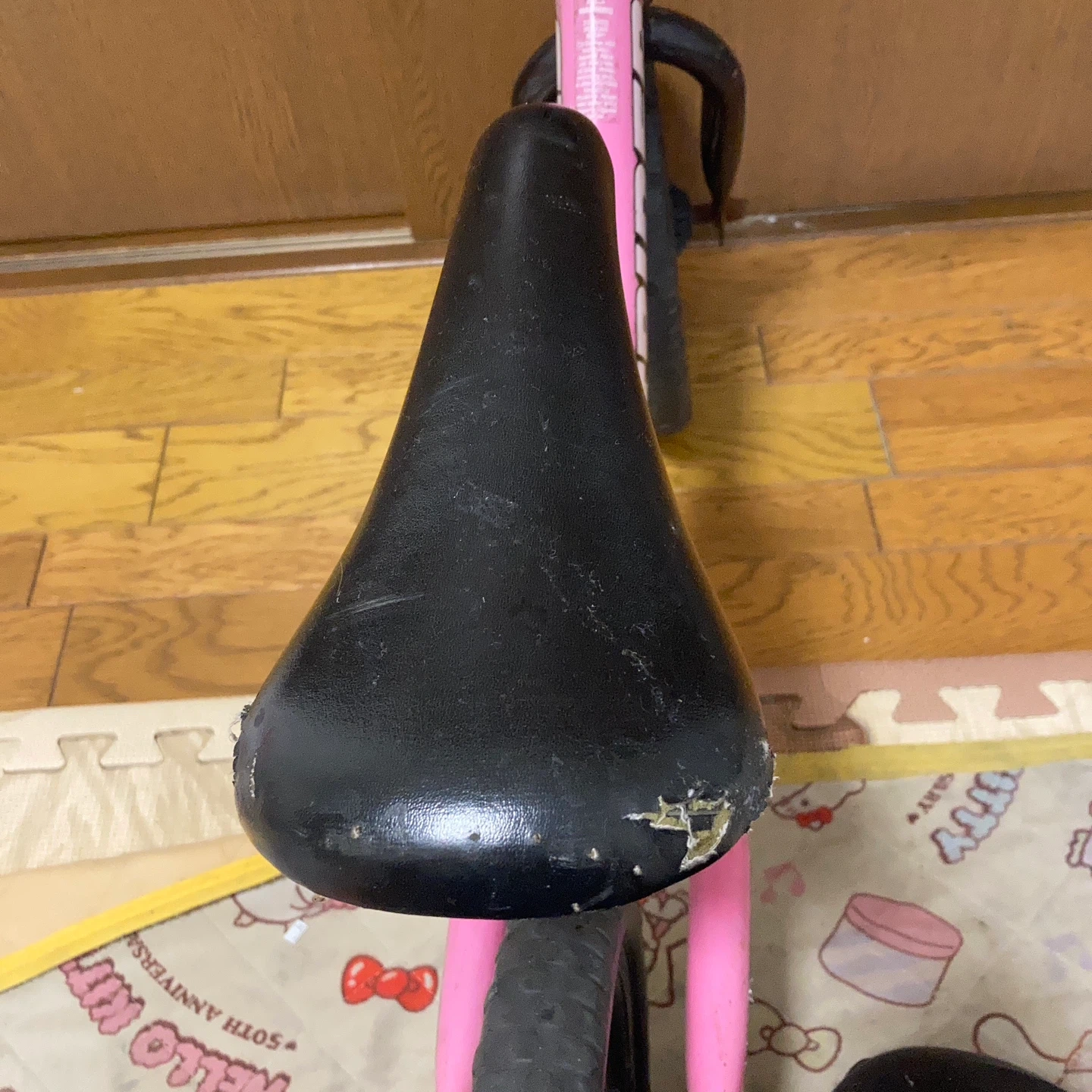 ストライダー ST-4 ピンクの写真3枚目