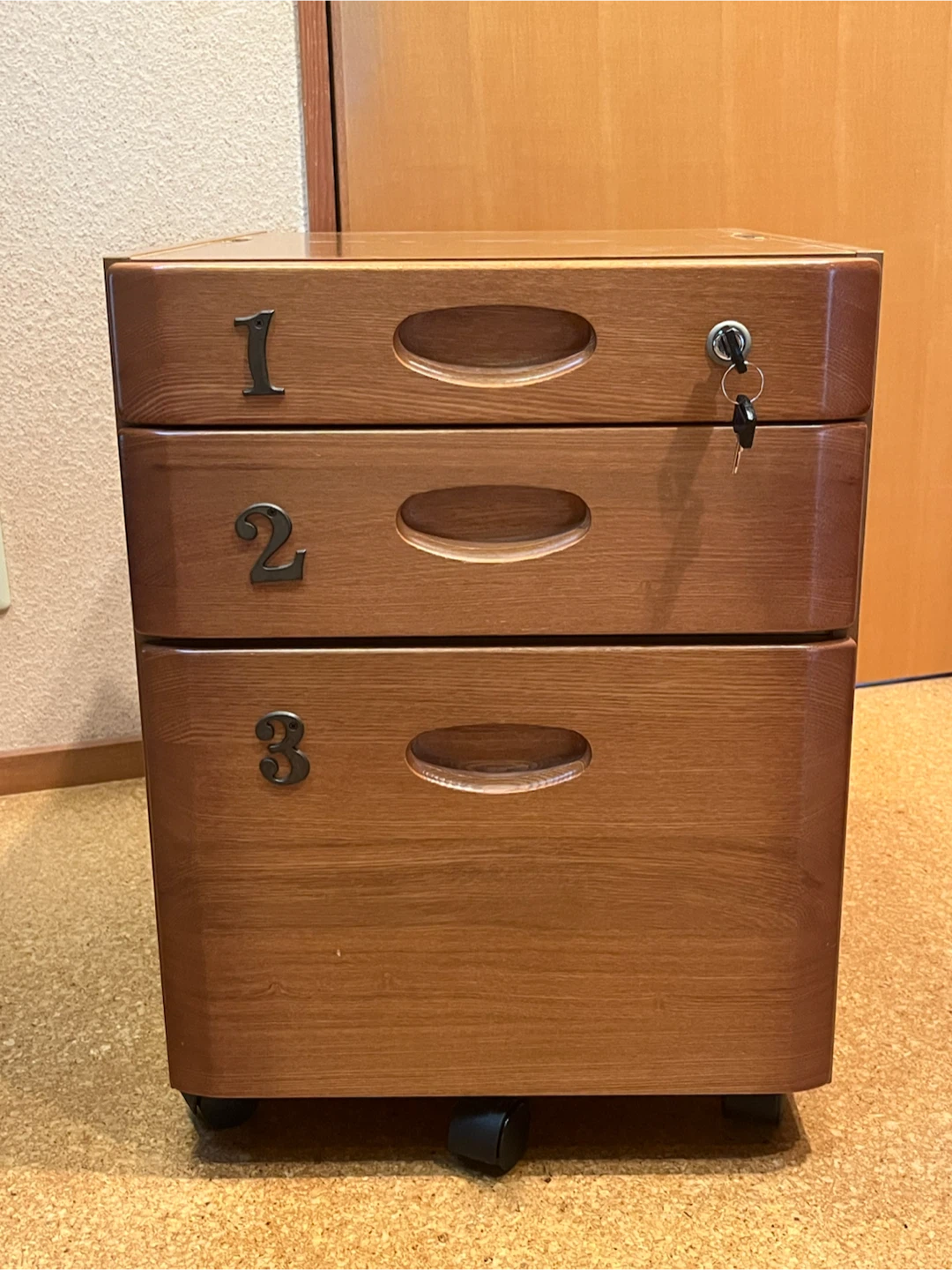 学習机の袖机 天板なし 鍵あり