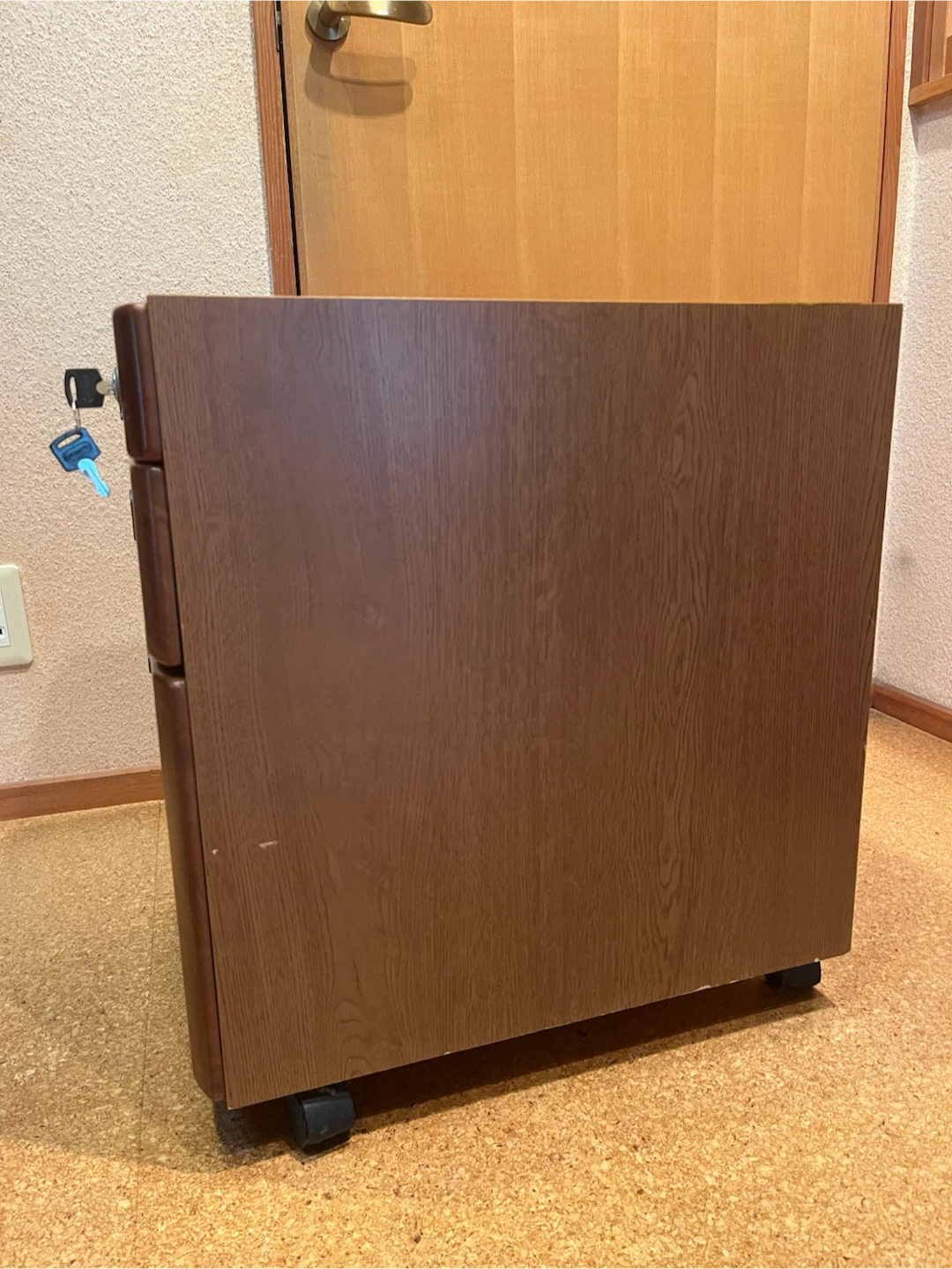 学習机の袖机 天板なし 鍵ありの写真2枚目
