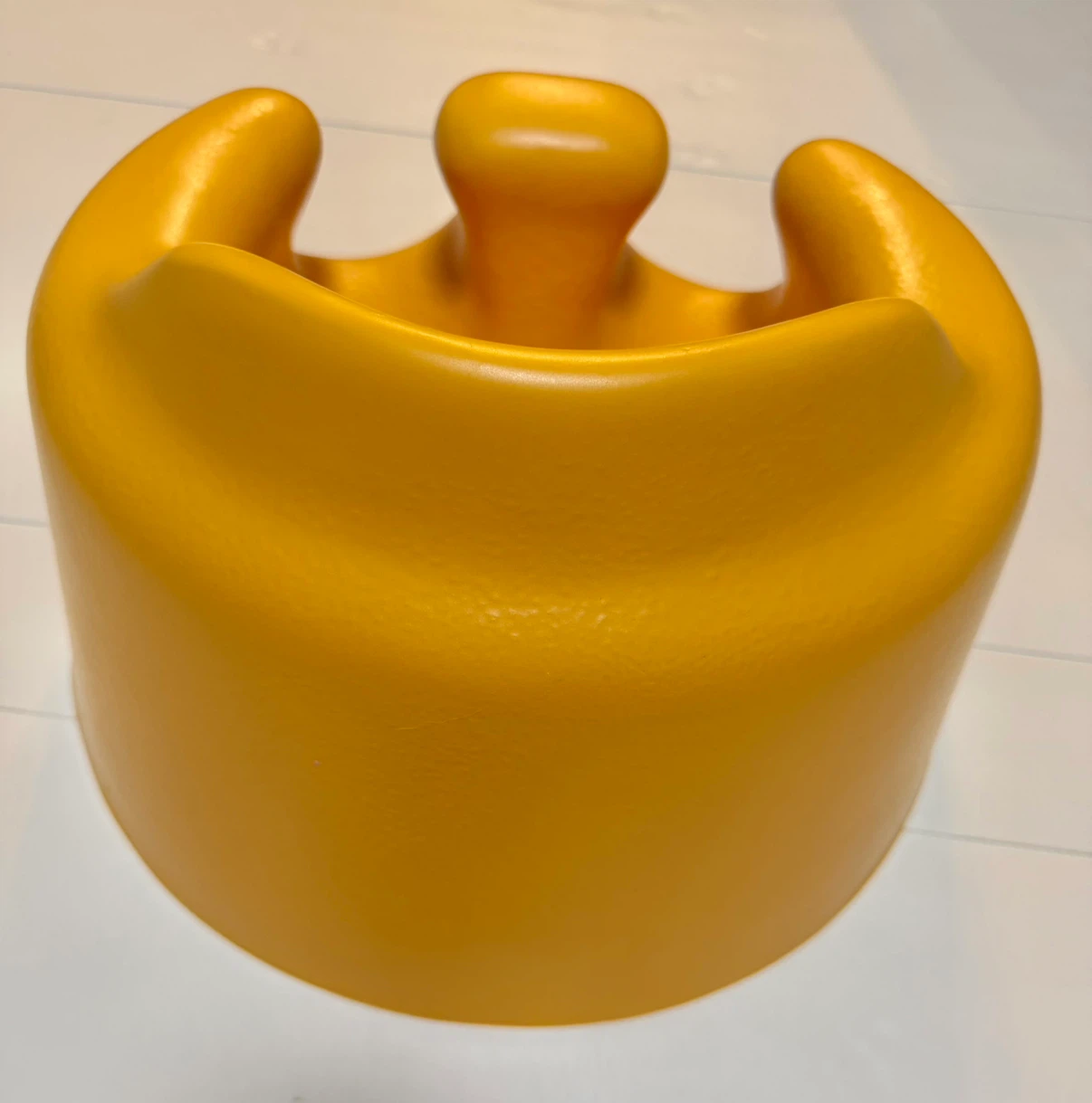 バンボ ベビーソファ イエロー 専用腰ベルト付きの写真2枚目