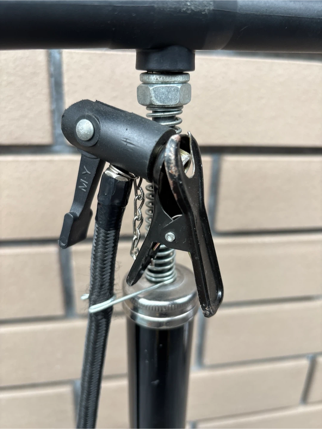ジャンク品 サギサカ 自転車用空気入れ ブラックの写真3枚目