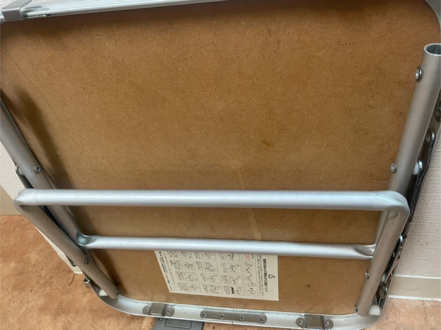 ミニ折りたたみテーブル 赤色の写真8枚目