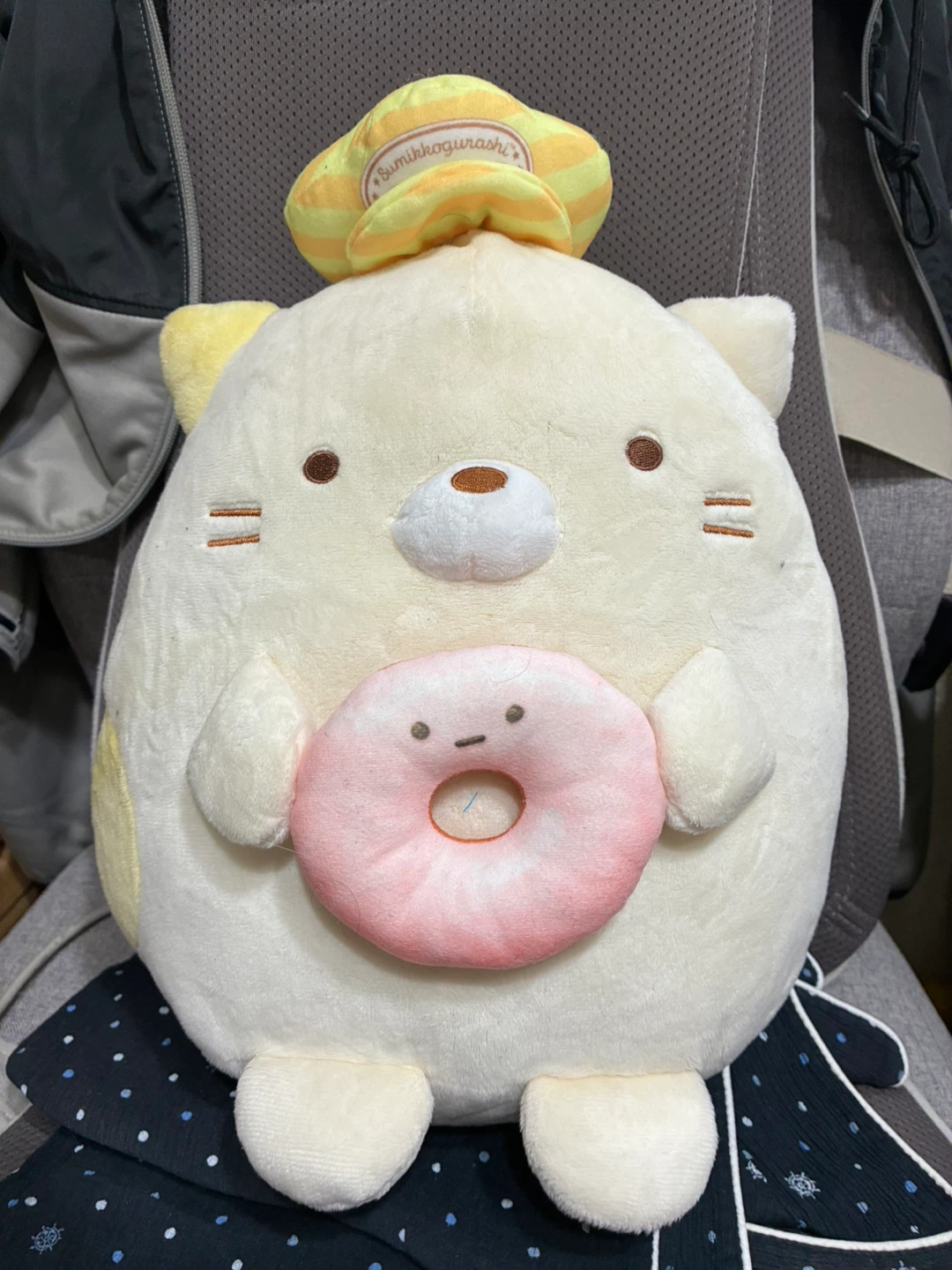 すみっコぐらし ねこ ドーナツ ぬいぐるみ