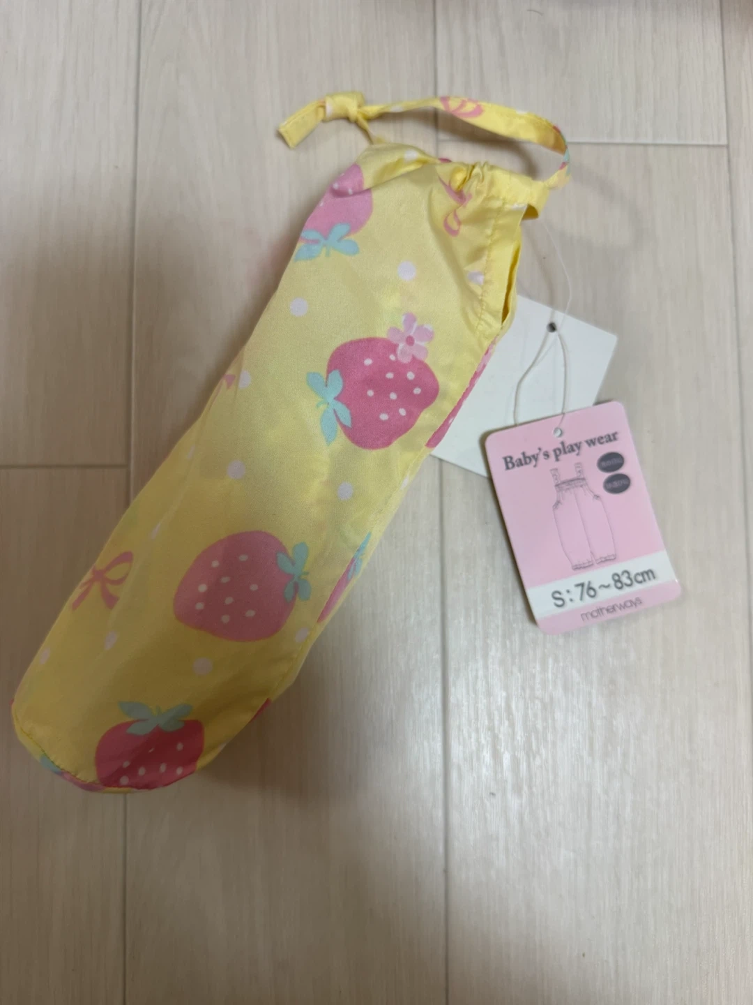 新品未使用☆マザウェイズ プレイウェア 砂遊び着 イチゴ柄 Sの写真4枚目