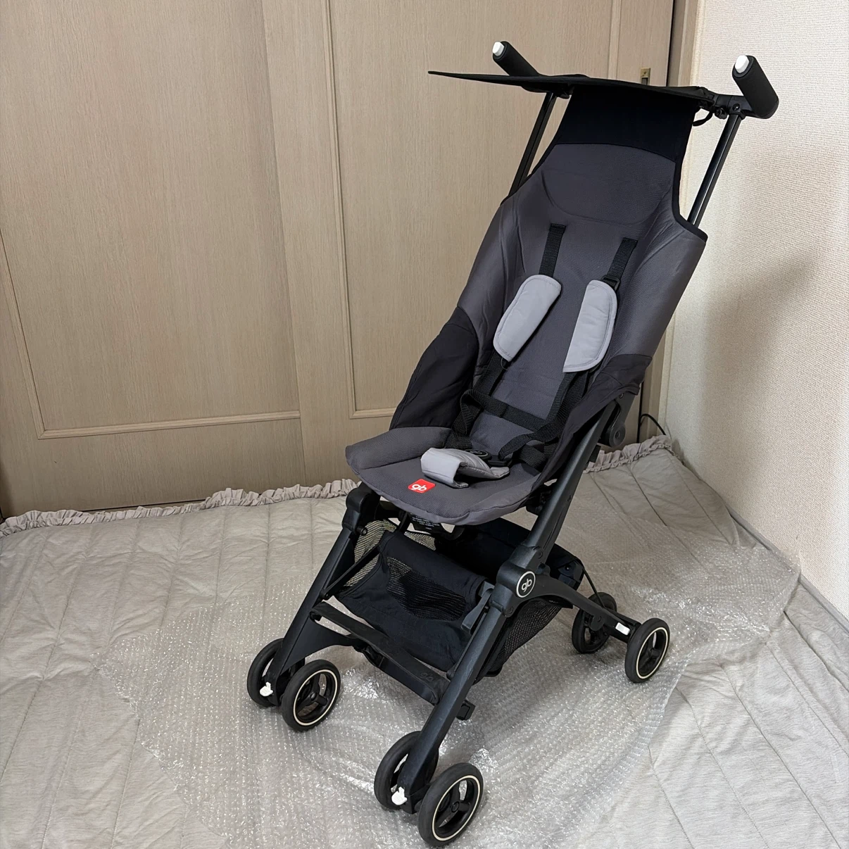 美品✨使用回数少❣️ gb good baby pockit コンパクトべビーカー