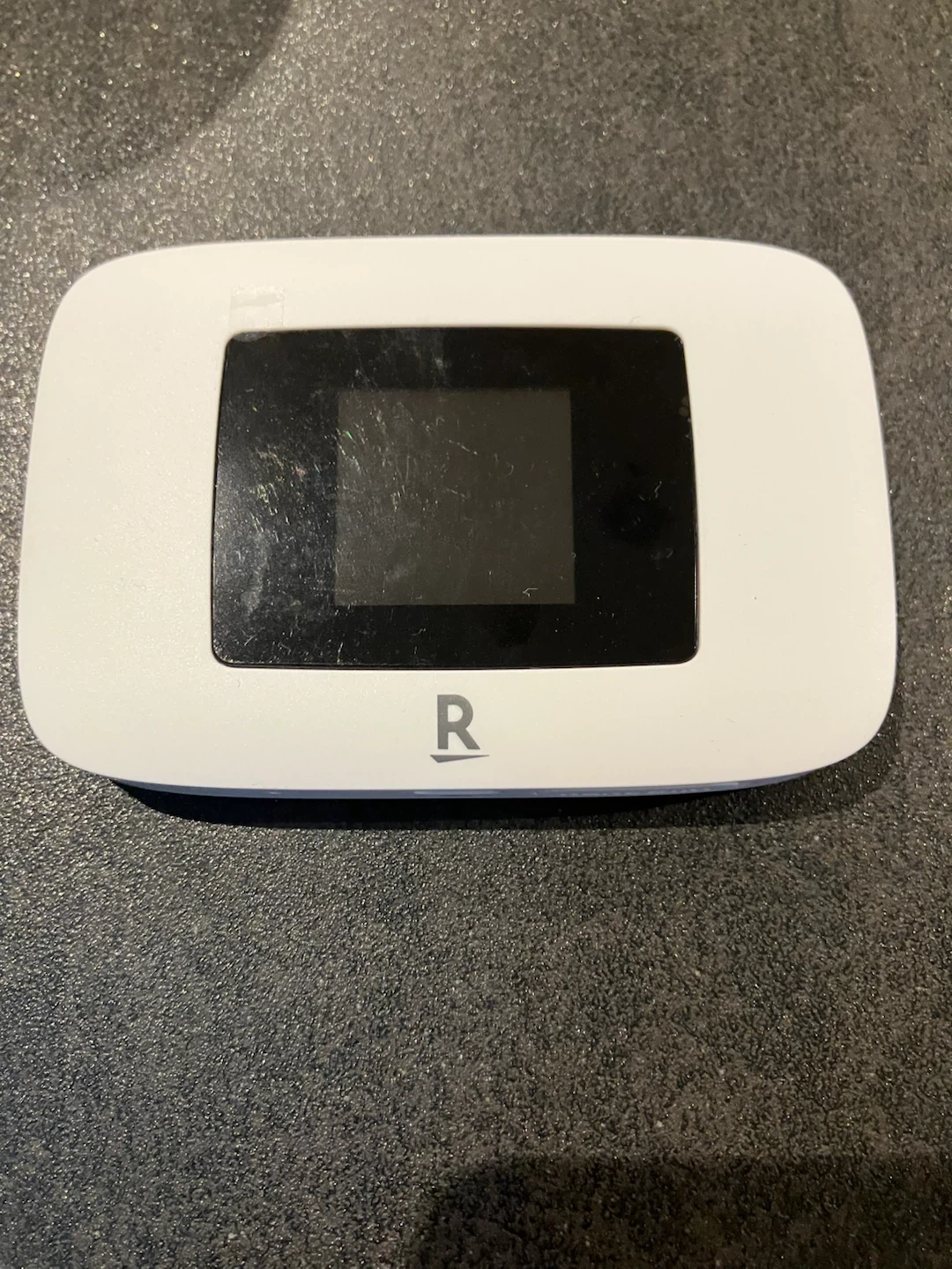 楽天 WiFi Pocket Platinum
