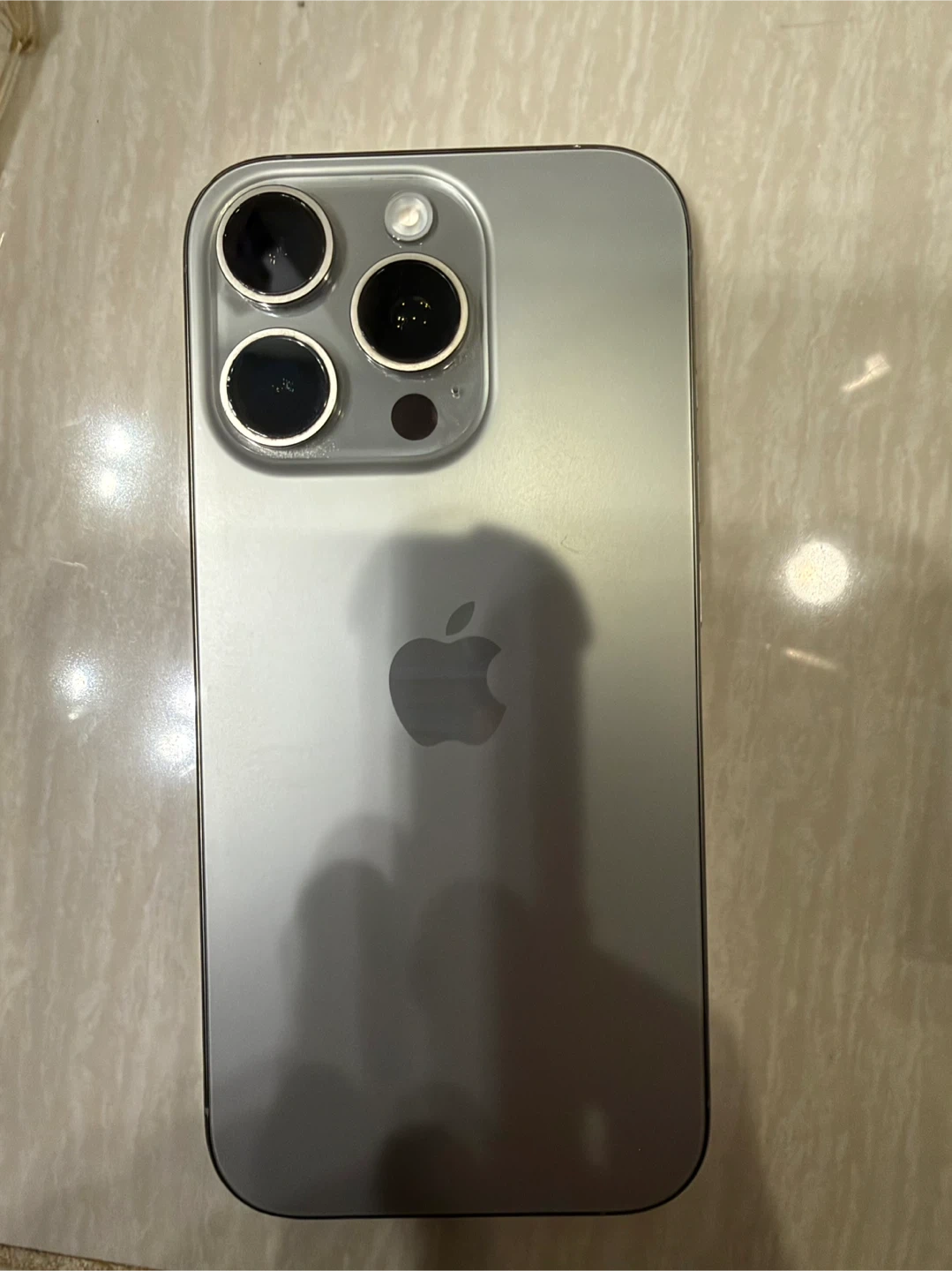 Apple iPhone16pro 256GB ナチュラルチタニウム 91%の写真8枚目