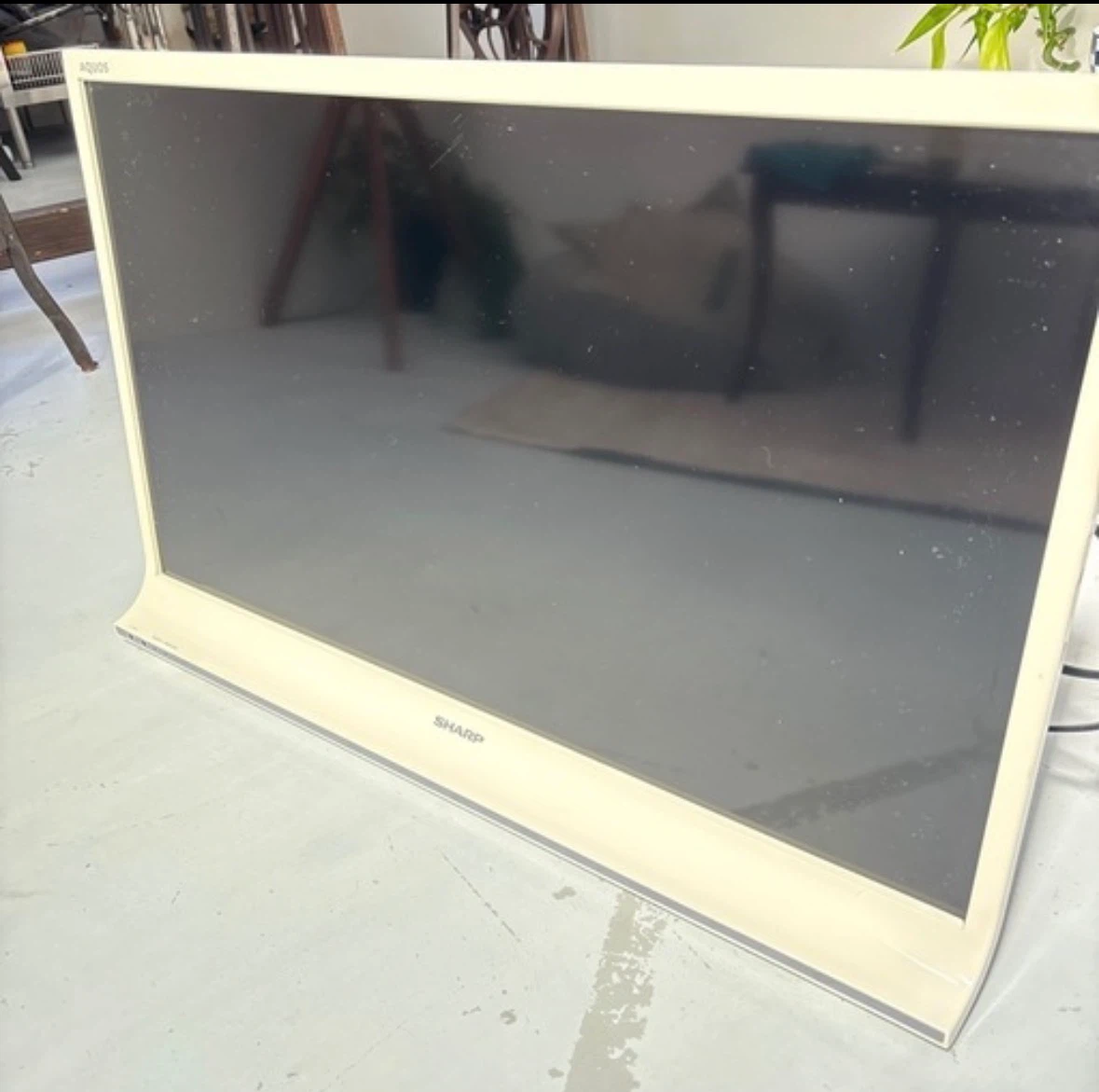 シャープ アクオス LC-32J9-W